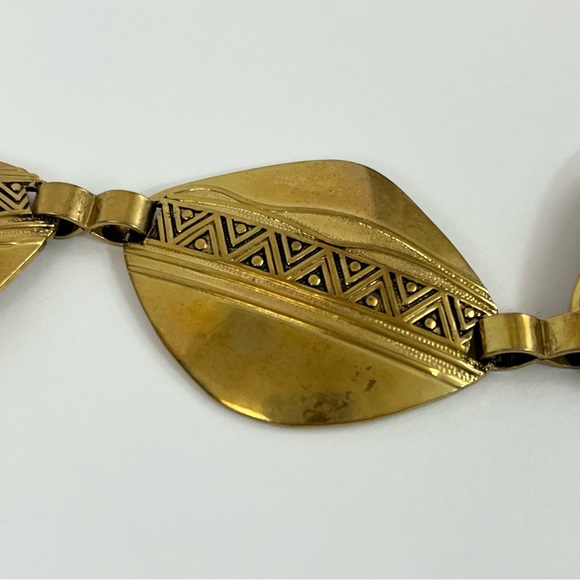 Vintage Bohemians New York Studio Gold Tone Statement Belt - Picture 7 of 16